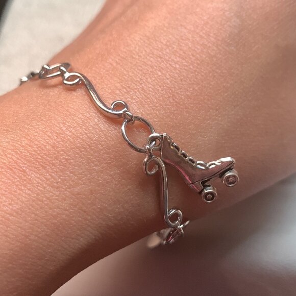 ✨ Handmade Roller Skate Bracelet & Earring Set ✨ - Picture 1 of 13